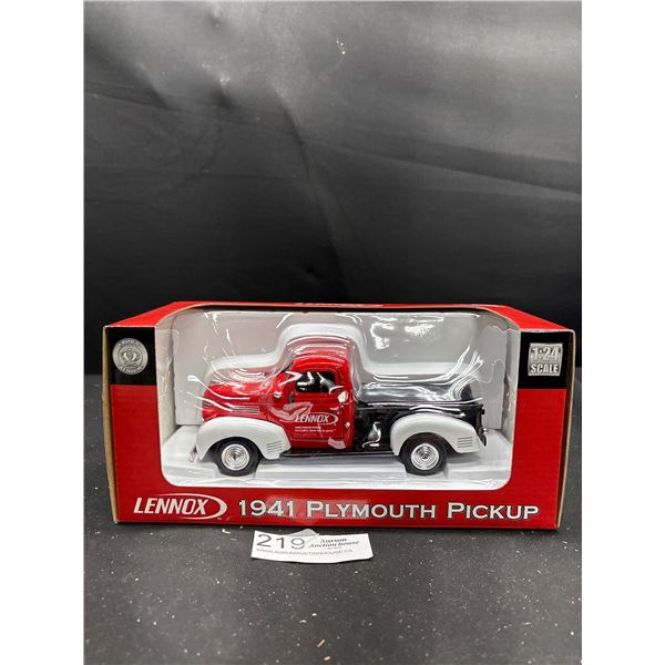 1:24 Scale Die Cast Lennox 1941 Plymouth Pickup in Original Box