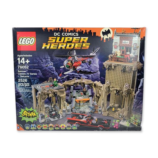 LEGO 76052 Batman Classic TV Series Batcave