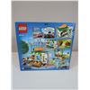 Image 2 : LEGO City Farmers Market Van 60345