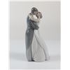 Image 2 : Nao by Lladro Spanish Porcelain A Kiss Forever Figurine