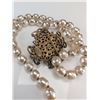 Image 3 : Miriam Haskell Vintage Faux Pearl Necklace
