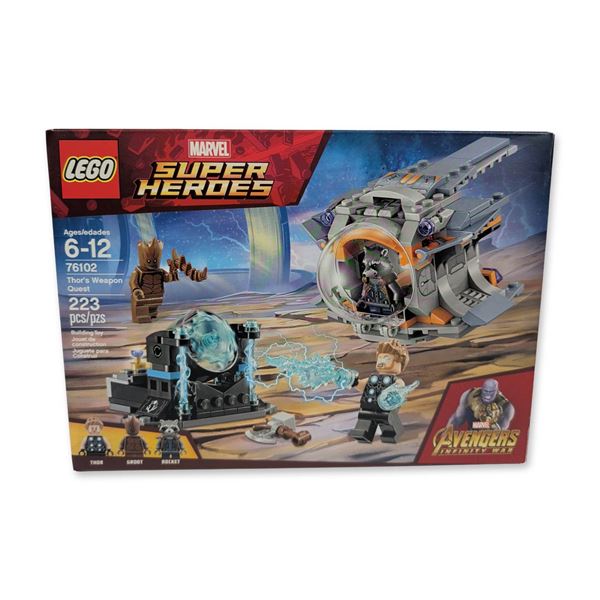 LEGO 76102 Thor's Weapon Quest Building Set