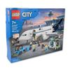 Image 1 : LEGO City Passenger Airplane Building Set 60367