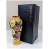 Image 5 : Moorcroft Victoriana Emma Bossons Vase