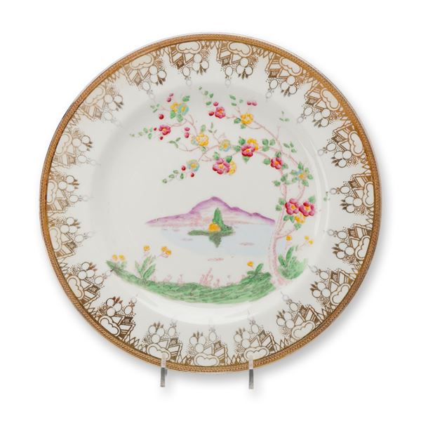 Wedgwood Hand Painted Bone China Chinoiserie Landscape Plate ca 1920 Rubin Collection