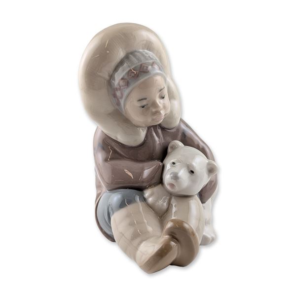 Lladro 1195 Eskimo Porcelain Figurine