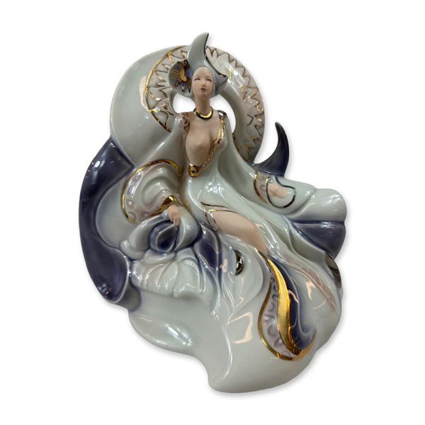 Galos Diseno Porcelain Art Deco Woman Figurine