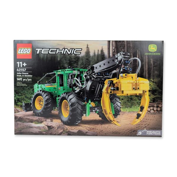 LEGO Technic 42157 John Deere Skidder