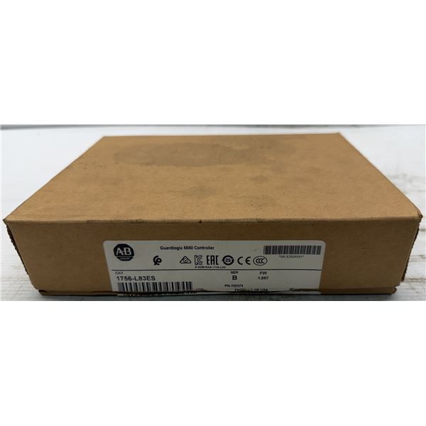 Allen Bradely #1756-L83ES Guard Logix 5580 Controller