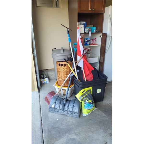 Totes, Baskets, Food Storage A