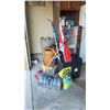 Image 1 : Totes, Baskets, Food Storage A
