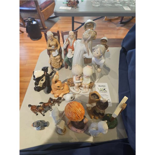 Figurines A