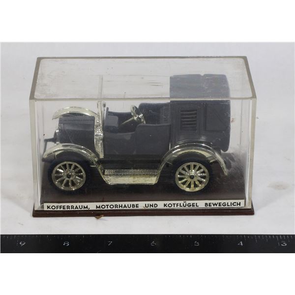 VINTAGE 1917 MODEL T