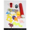 Image 1 : VARIOUS VINTAGE PLASTICS
