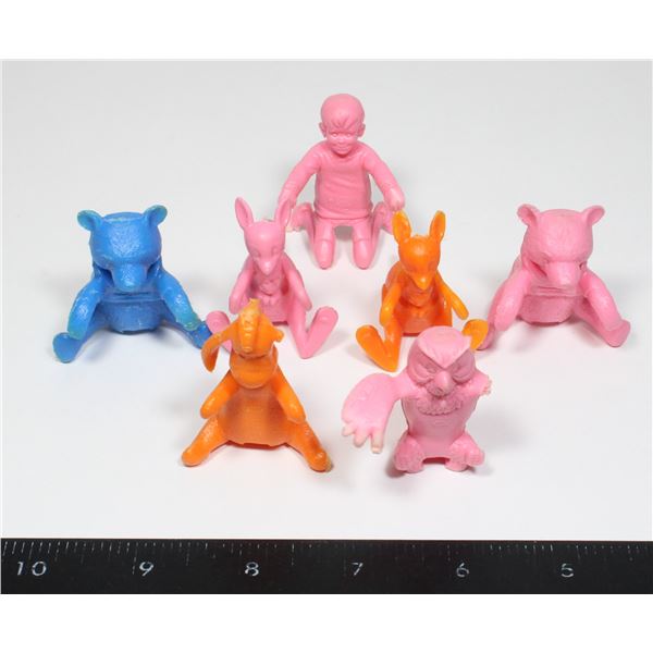1960'S NABISCO WINNIE THE POOH "SPOON SITTERS" O