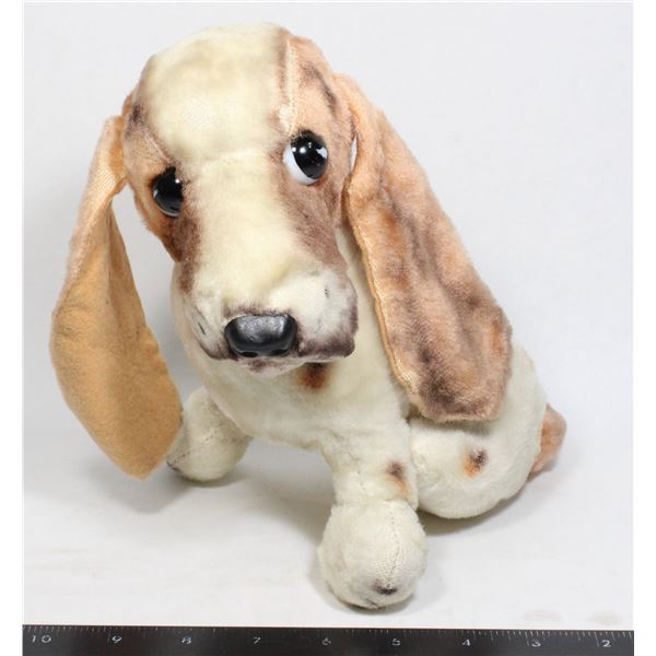 KAMAR PLUSH BASSET HOUND