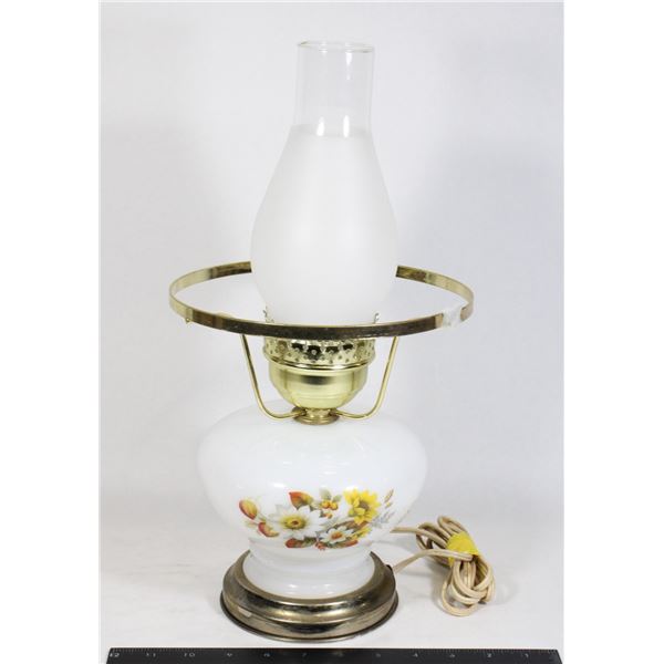 1970'S TABLE LAMP WITH BRASS
