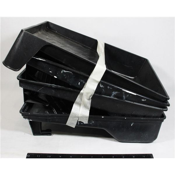 4 PAINT TRAYS