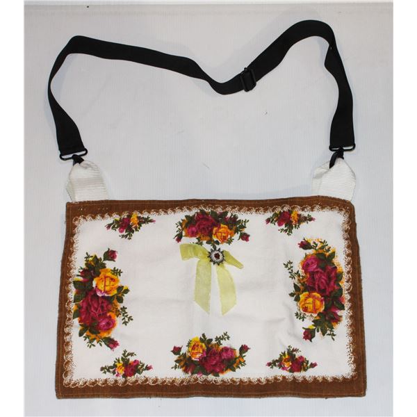 HOMEMADE - VINTAGE TEA-TOWEL PURSE WITH ROSE PIN