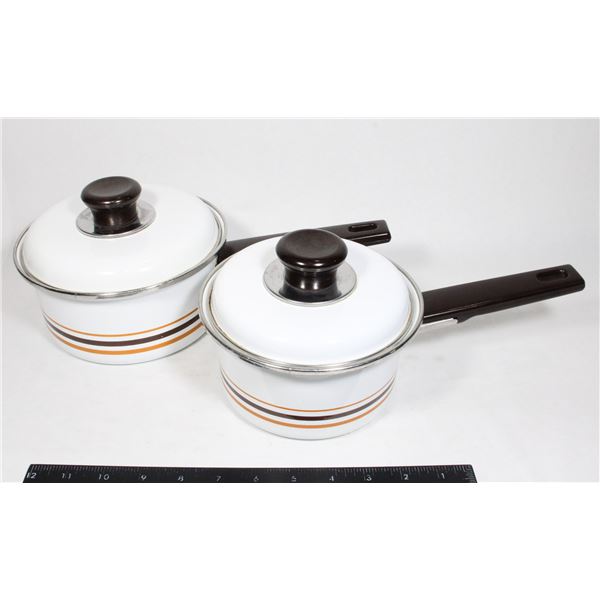 VINTAGE POTS WITH LIDS