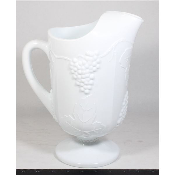 VINTAGE MILK GLASS PITCHER