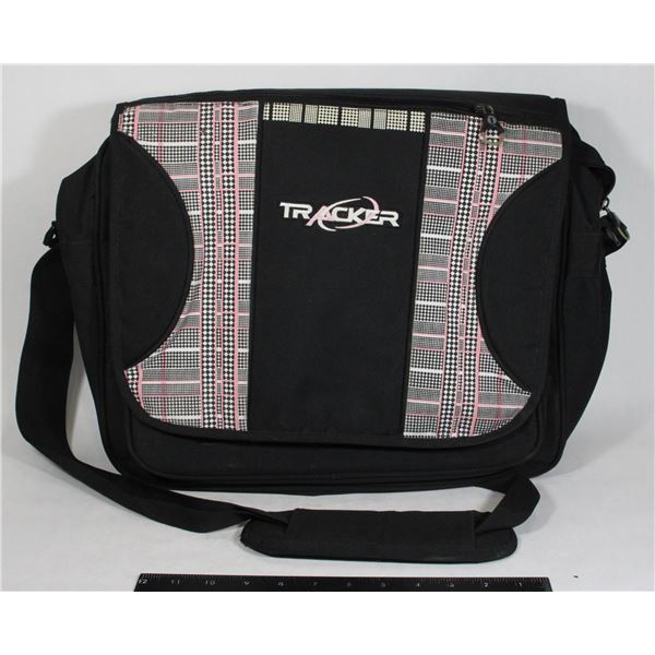 TRACKER LAPTOP
