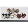 Image 1 : VARIOUS SETS OF KNOBS