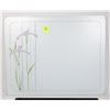 Image 1 : RETRO CORELLE CUTTING BOARD