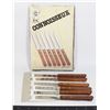 Image 1 : VINTAGE CONNOISSEUR BRAND STEAK KNIVES