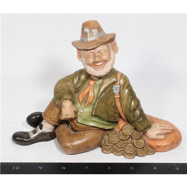 TOM CLARK FIGURINE