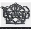 Image 1 : CAST IRON TRIVET