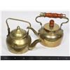 Image 1 : 2 BRASS TEA KETTLES - VINTAGE