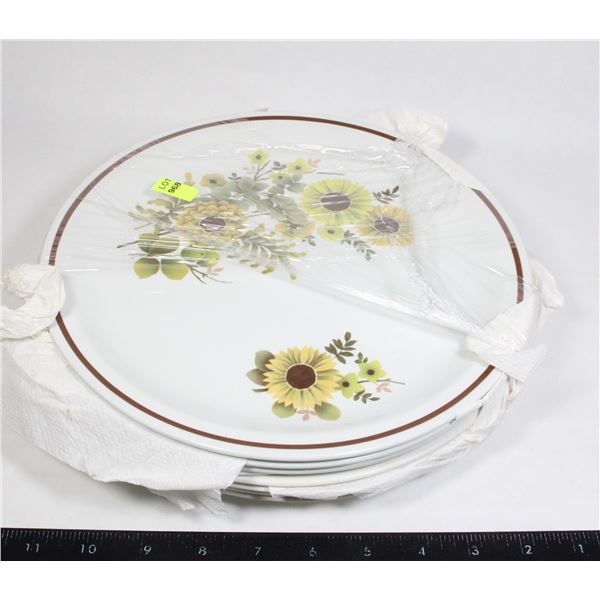 MYOTT - 7 VINTAGE DINNER PLATES "DAISY" IRONSTON