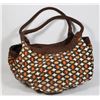 Image 2 : RETRO INSPIRED SHOULDER BAG
