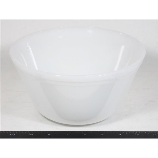 FEDERAL GLASS HEAT PROOF MIXING BOWL "DURA-WHITE"