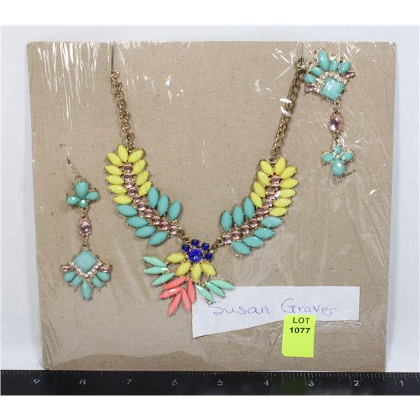 COMPLETE SET - SUSAN GRAVER BIB NECKLACE AND DANGL