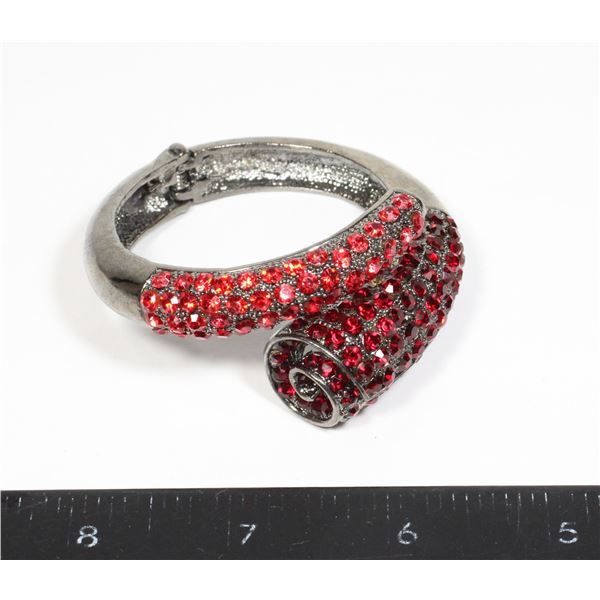 GUNMETAL CLAMBER BANGLE BRACELET