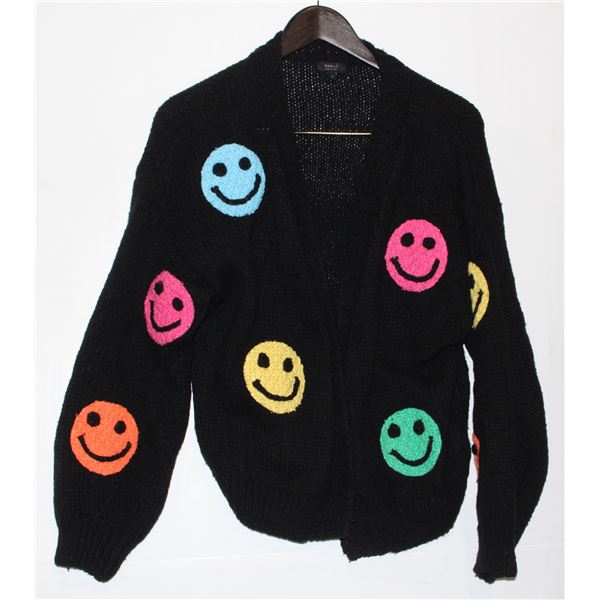 SMILEY FACE CHUNKY, OVERSIZED SMALL CARDIGAN