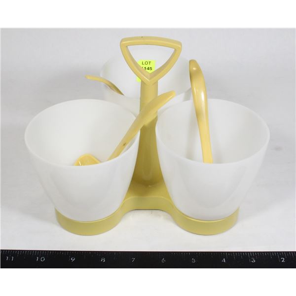 VINTAGE TUPPERWARE CONDIMENT SERVERS WITH 3