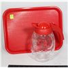 Image 1 : CARLISLE TRAY - MADE IN USA AND JUICE JUG