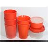 Image 1 : VERY VINTAGE TUPPERWARE