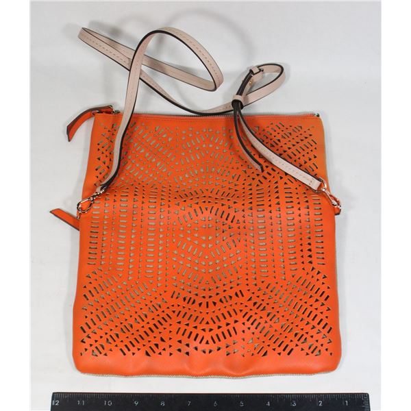 STELLA + DOT FOLD OVER PURSE