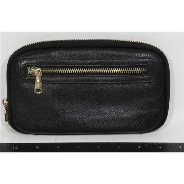BLACK PEBBLED VEGAN LEATHER POUCH CLUTCH