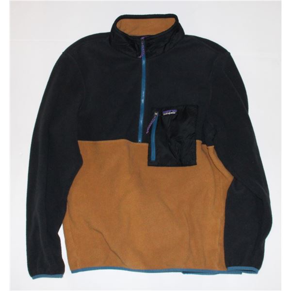 AUTHENTIC PATAGONIA LARGE PULL OVER