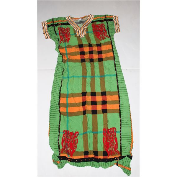 VINTAGE EMBROIDERED DRESS