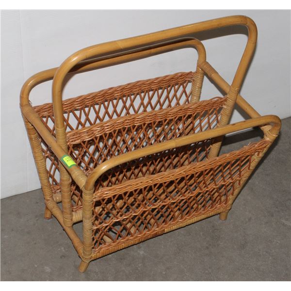 VINTAGE MCM MAGAZINE RACK WITH CURVED BAMBOO FRAME