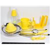 Image 1 : VARIOUS VINTAGE KITCHENWARE LOT