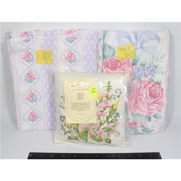 MEADOW HERBS PILLOW
