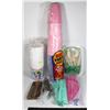 Image 1 : PLASTIC CUPS AND UTENSILS