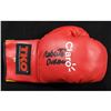 Image 1 : Roberto Duran Signed TKO Boxing Glove